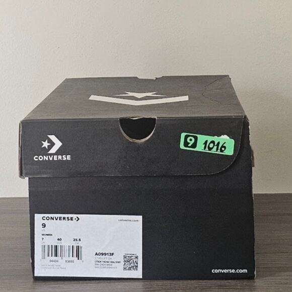 Converse Women's CTAS Lift  Neon Oxfords  Size 9 Citron A09913F NWT - Picture 9 of 9